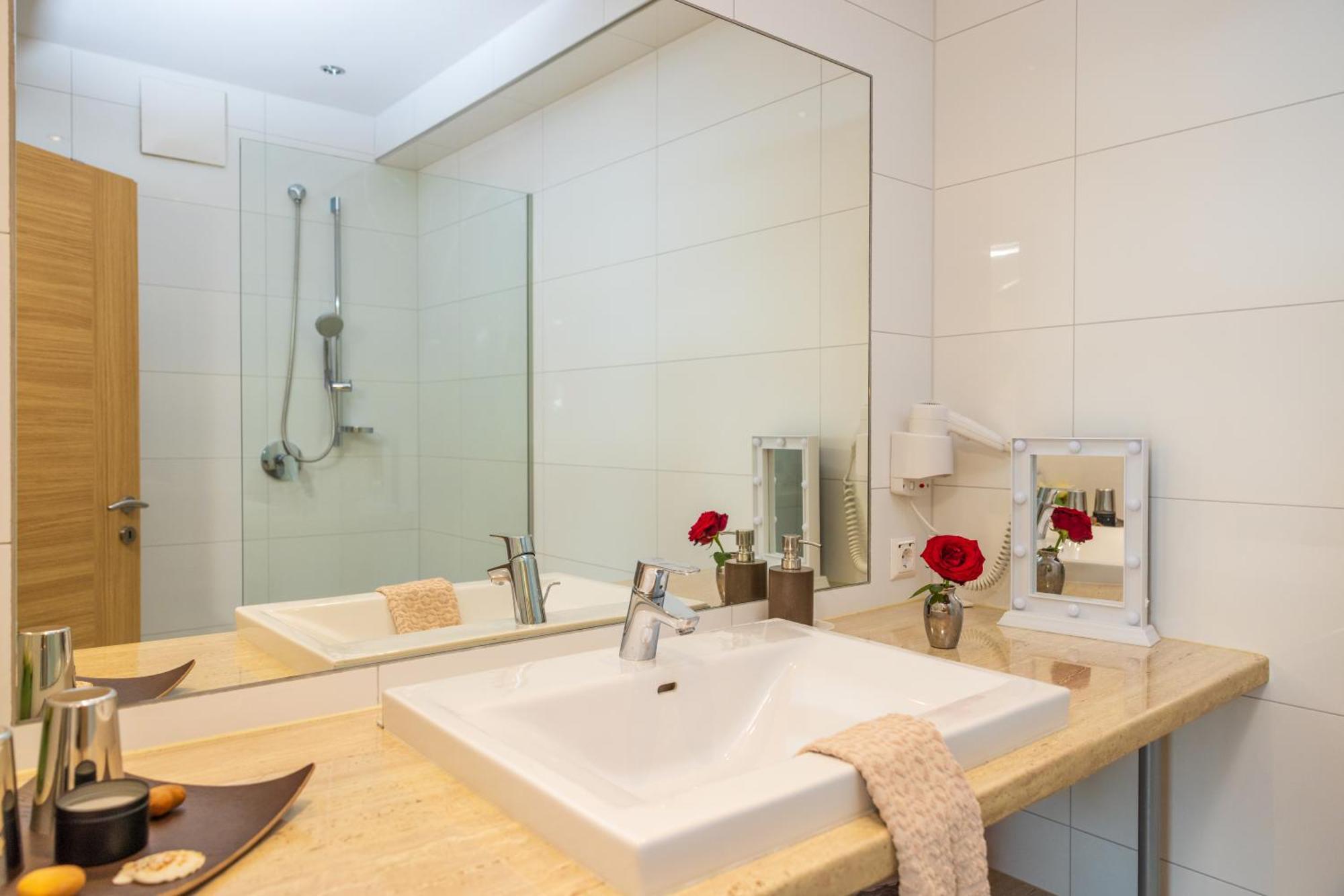 Lakeside Apartments - Adults Only Faak am See Quarto foto